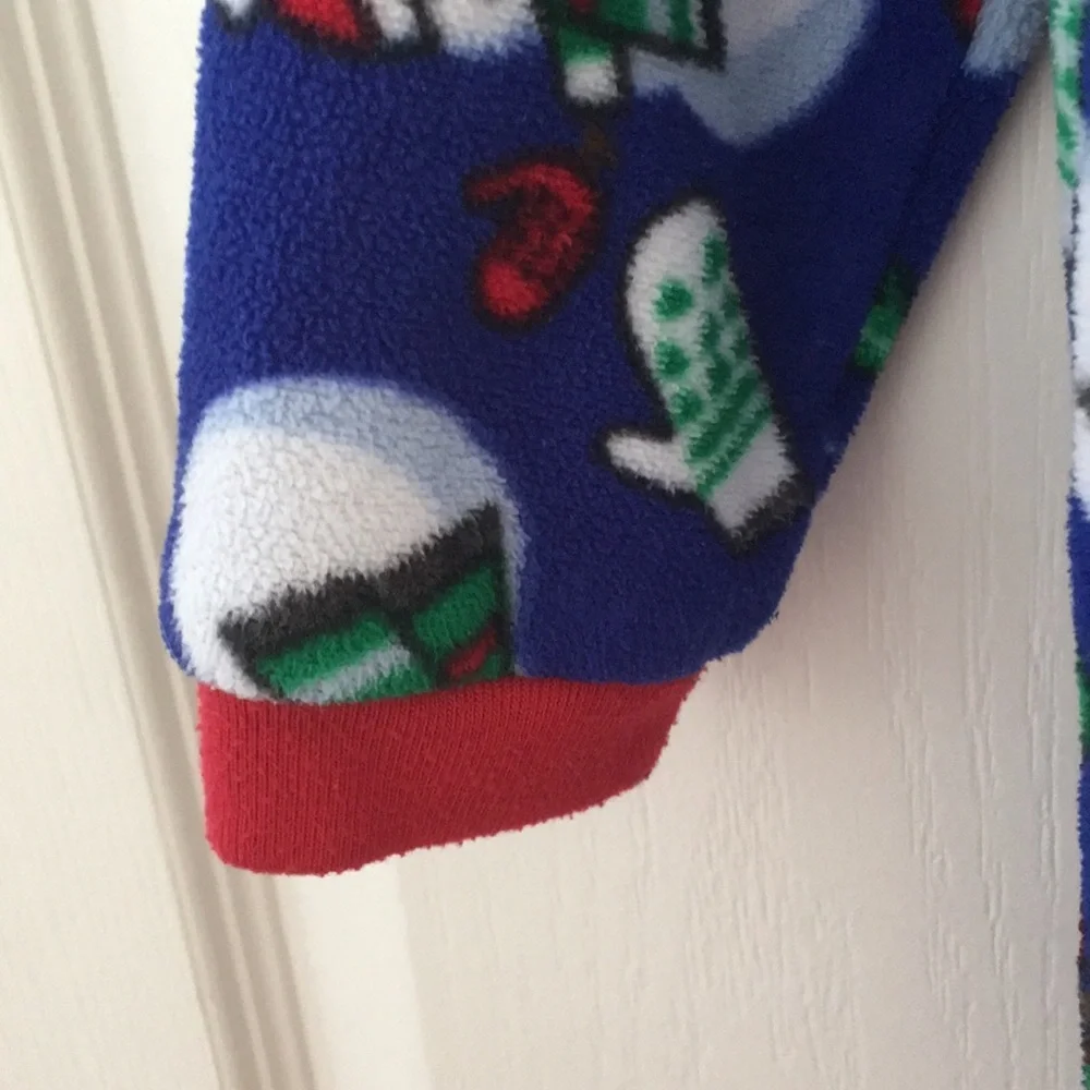 FINAL MARKDOWN Place fleece Christmas sleeper 2t